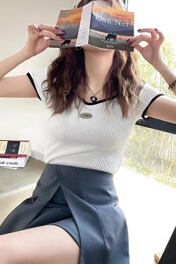 Soft Girl Basic Corduroy Top