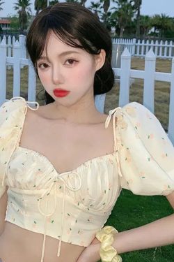 Soft Girl Floral Puff Sleeve Crop Top