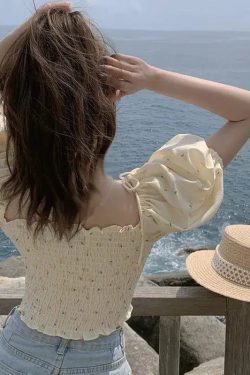 Soft Girl Floral Puff Sleeve Crop Top