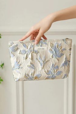 Soft Girl Gold Flower Makeup Bag