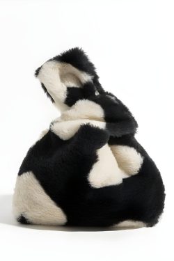 Soft Girl Heart Fluffy Wrist Bag