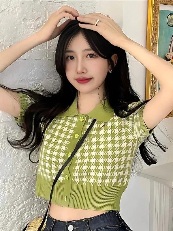 Soft Girl Plaid Crop Cardigan