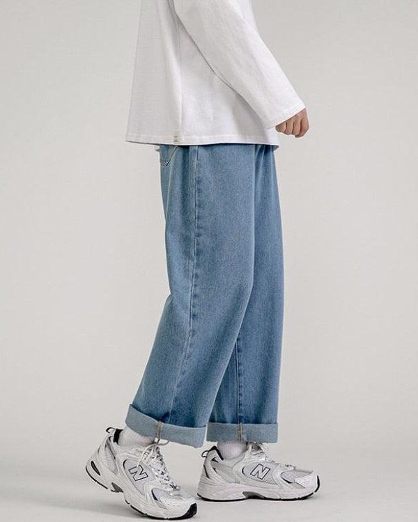 Straight Leg Mid Rise Baggy Jeans