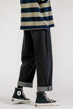 Straight Leg Mid Rise Baggy Jeans