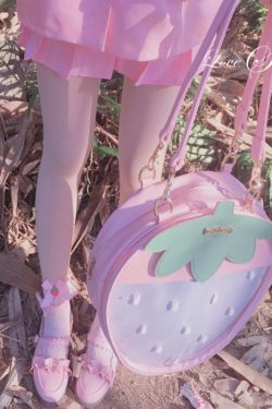 Strawberry Ita Bag