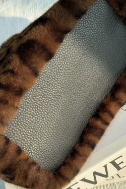 Stylish Leopard Fuzzy Fur Fluffy Large Capacity Tote Handbag
