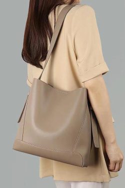 Stylish Light Brown Large Capacity  Calf Leather Satchel Bag Handbag