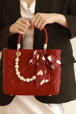 Stylish Red Large Capacity Faux Leather Tote Handbag