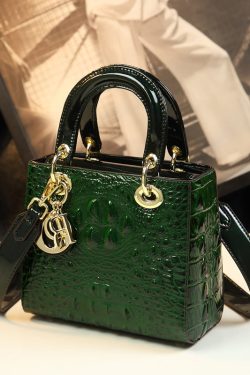 Stylish White Embossed Solid Durable Calf Leather Tote Handbag