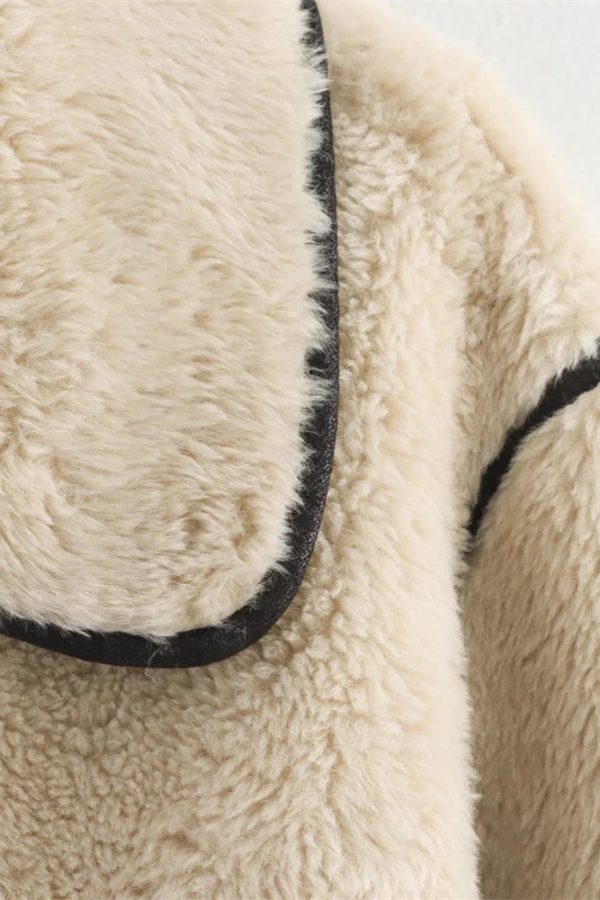 Teddy Trim Coat