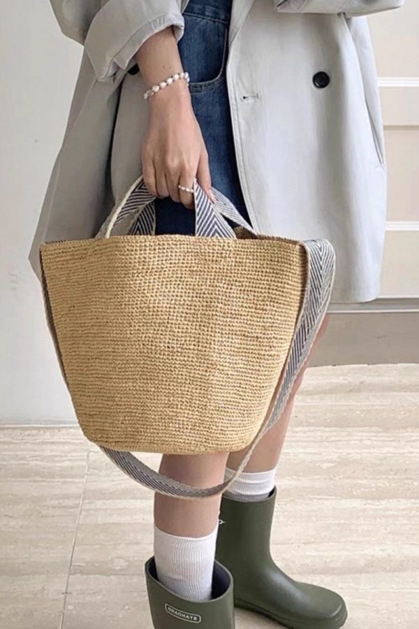 Vacation Style Khaki Large Vapacity Woven Versatile Shoulder Bag