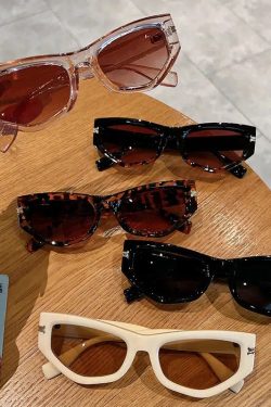 Vintage Cat Eye Sunglasses