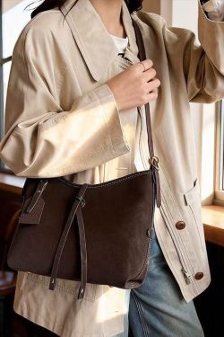 Vintage Solid Durable Large Capacity Fine Suede Messenger Bag