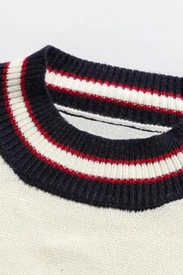 Vintage Teddy Embroidered Knitted Sweater