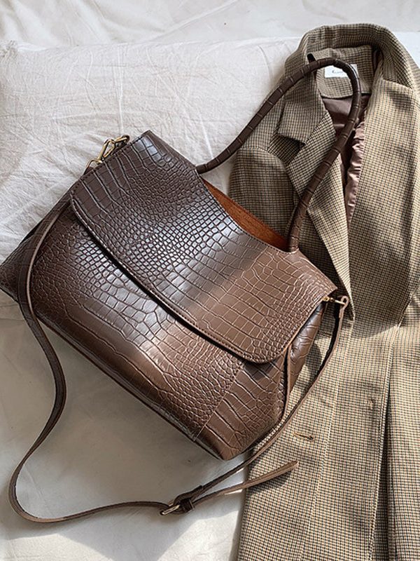 Vogue Black Zippered Faux Leather Satchel Handbag