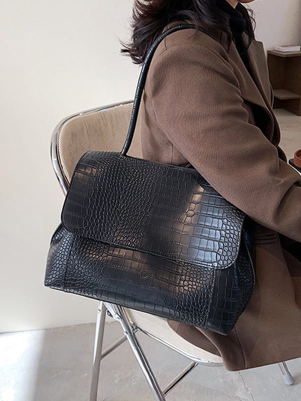 Vogue Black Zippered Faux Leather Satchel Handbag