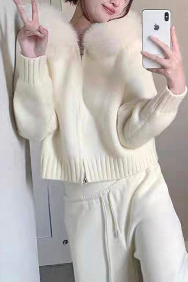 Women Blue Fur Collar Zippered Solid Knit Coats Winter