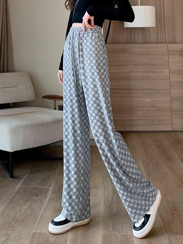 Y2K Checkered Sweatpants