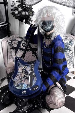 Y2K Guitar and Bass-Shaped Ita Bag with Pin Display Design