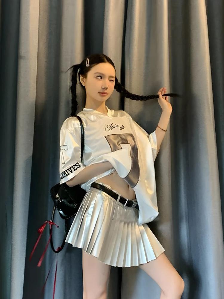 Seven Stylish Jersey Shoulderpad Tops for Effortless Fashion